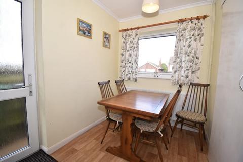 21 Broadfields Road, Exeter, EX2 5QX