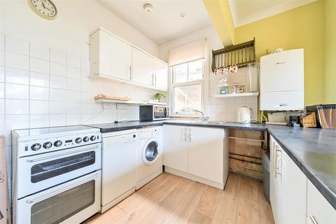 3 bedroom apartment for sale, Villiers Road, Kingston Upon Thames