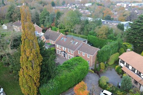 8 bedroom detached house for sale, Culross Avenue, Haywards Heath, RH16