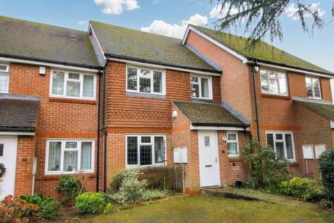 SPRINGVALE CLOSE, GREAT BOOKHAM, KT23