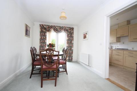 3 bedroom terraced house for sale, SPRINGVALE CLOSE, GREAT BOOKHAM, KT23