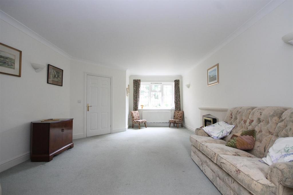 .livingroom.JPG