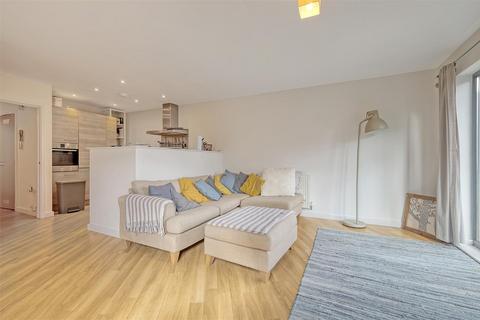 2 bedroom apartment for sale, Rollason Way, Brentwood