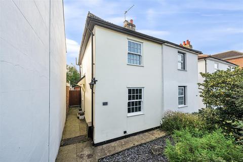 2 bedroom semi-detached house for sale, Kingston Road, Leatherhead KT22