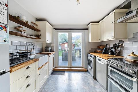 2 bedroom semi-detached house for sale, Kingston Road, Leatherhead KT22