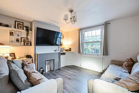 2 bedroom semi-detached house for sale, Kingston Road, Leatherhead KT22