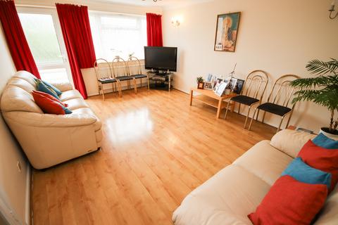 2 bedroom maisonette for sale, Aldebury Road, Maidenhead