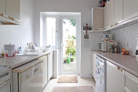 43 Orchard Way, Reigate, RH2 8DS