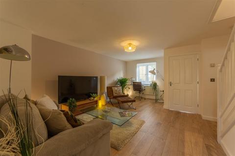 3 bedroom terraced house for sale, Schooner Circle, Newport NP10