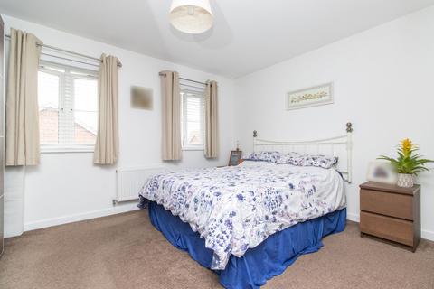 4 bedroom semi-detached house for sale, Viscount Square, Herne Bay, CT6