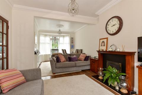 3 bedroom end of terrace house for sale, Ankerdine Crescent, London