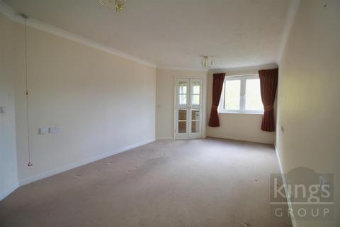 1 bedroom retirement property for sale, Silverbirch Court, Friends Avenue, Cheshunt, Waltham Cross