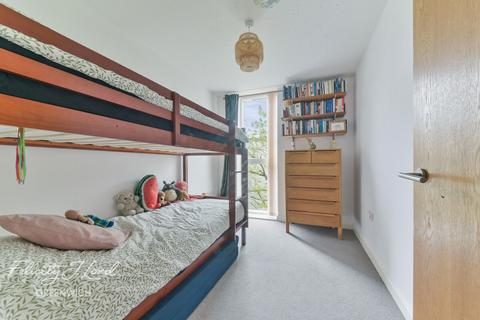 2 bedroom apartment for sale, Banning Street, London, SE10 0FF