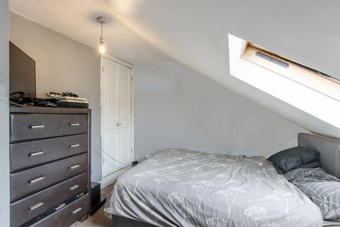 23a Spring Vale North, Dartford, DA1 2LN