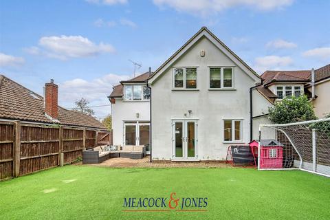 4 bedroom detached house for sale, Tennyson Road, Hutton, Brentwood