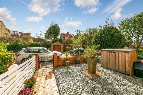 Gordon Avenue, St Margarets, TW1