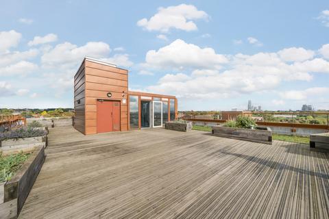 2 bedroom apartment for sale, Kenneth Way, London