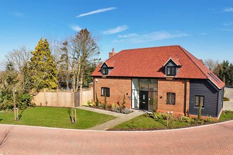 3 bedroom detached house for sale, The Green, Owlswick, Buckinghamshire, HP27