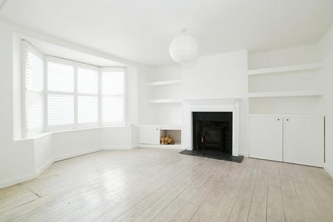1 bedroom apartment to rent, Hova Villas, Hove