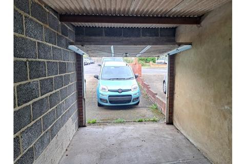 Garage to rent, GARAGE Yarrow Close, Broadstairs CT10