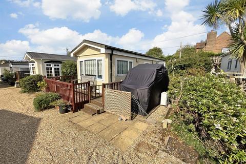 1 bedroom park home for sale, Slipper Road, Emsworth, Hampshire