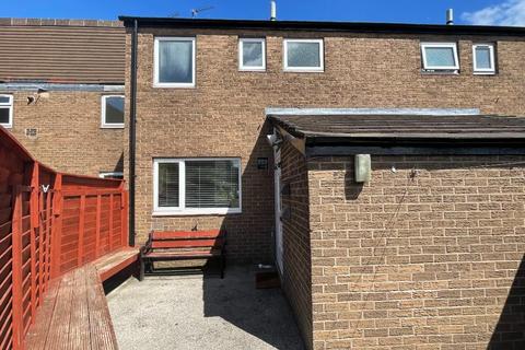 3 bedroom semi-detached house to rent, Adel Wood Road, Leeds LS16