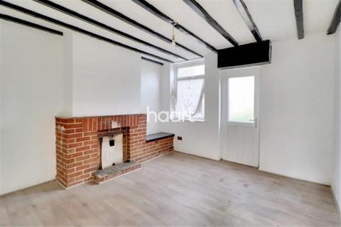 2 bedroom end of terrace house to rent, Nottingham Road