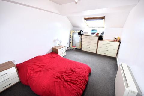 2 bedroom flat to rent, Horsforth House, Flat 28