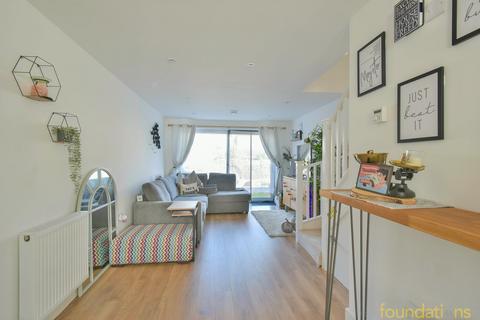 2 bedroom end of terrace house for sale, Juniper Place, Bexhill-on-Sea, TN39