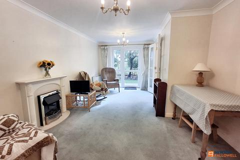 1 bedroom flat for sale, Hedda Drive, Hampton Hargate, Peterborough, PE7