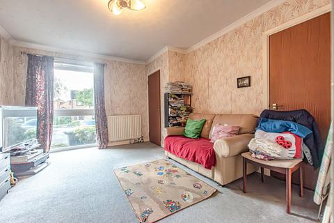 49 Carleton Gate, Giffnock, Glasgow, G46 6NU