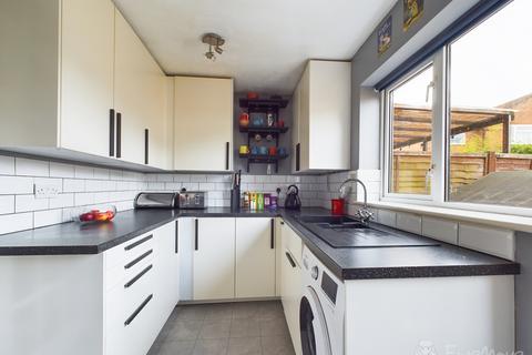 2 bedroom terraced house for sale, Nutley Close, Bordon, Hampshire, GU35