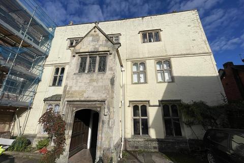 The Priory, Salisbury SP1