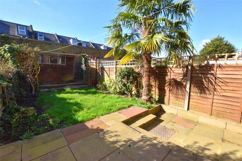 102 Leahurst Road, London, SE13 5NN