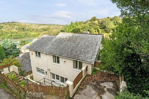 Gwyngala Dawes Lane, Looe, PL13 1JE