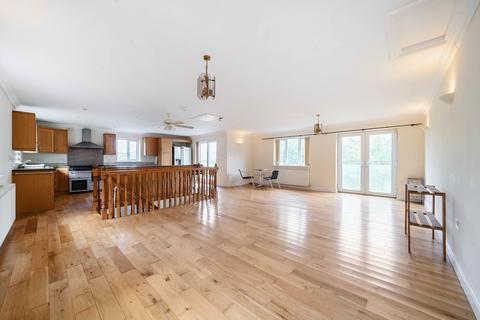 Gwyngala Dawes Lane, Looe, PL13 1JE