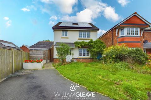 3 bedroom detached house for sale, Rhodfa Gwenffrewi, Flint CH6