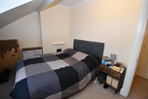 2 bedroom apartment to rent, Milverton Terrace, Leamington Spa, Warwickshire, CV32