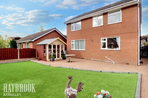 4 bedroom detached house for sale, Hunters Rise, Pogmoor