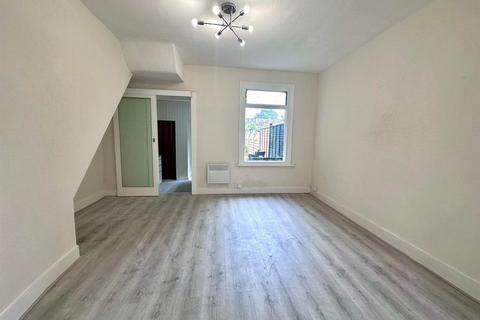 3 bedroom house to rent, Clive Road, Enfield