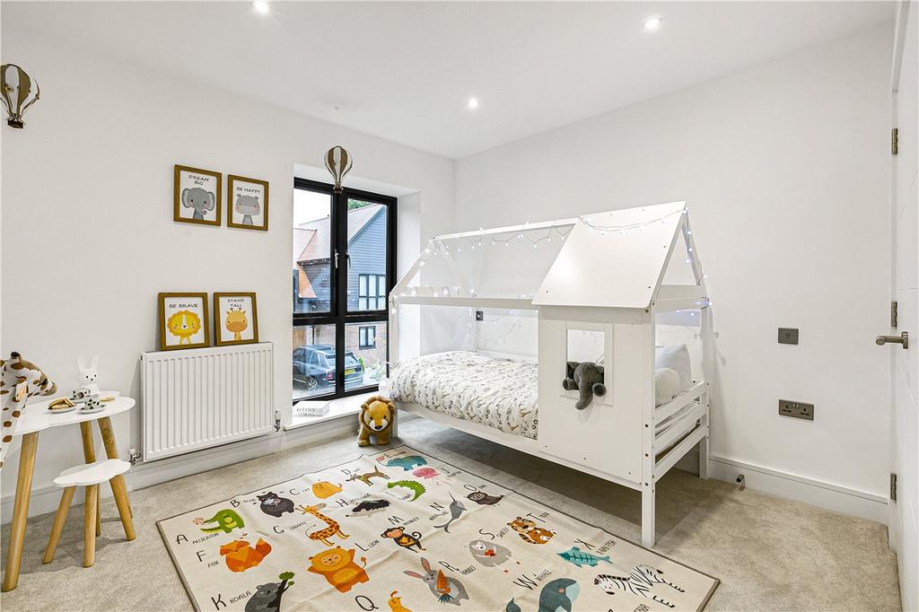 Plot 9 Bedroom