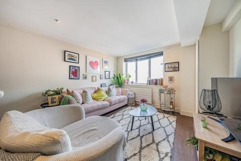 2 bedroom flat for sale, Upper Richmond Road, Putney