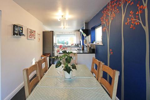 3 bedroom detached house for sale, Coleman Road, Fleckney, Leicester, Leicestershire, LE8 8BH