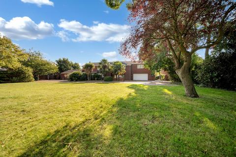 5 bedroom detached house for sale, Norwich Road, Attleborough NR17