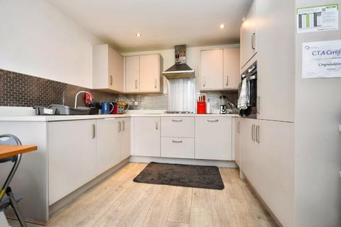 15 Timperley Close, Wakefield, WF1 2FT