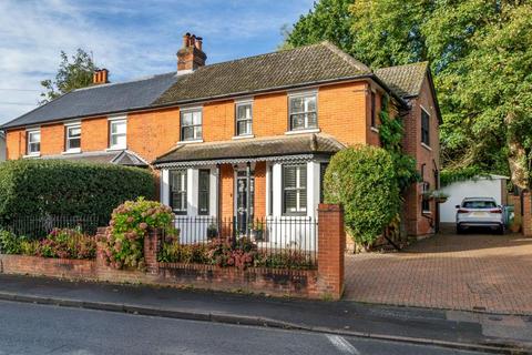 4 bedroom semi-detached house for sale, Farnborough,  Hampshire,  GU14