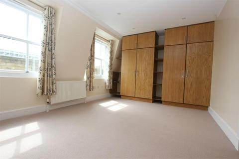 1 bedroom in a house share to rent, Richborne Terrace, Vauxhall SW8