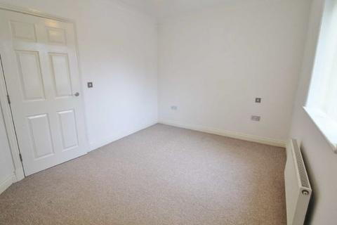 2 bedroom apartment to rent, The Moorings, Preston PR3