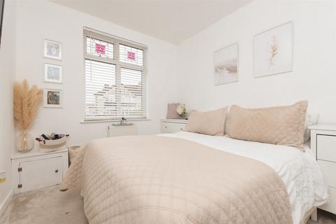 3 Firmin Road, Dartford, DA1 3AR