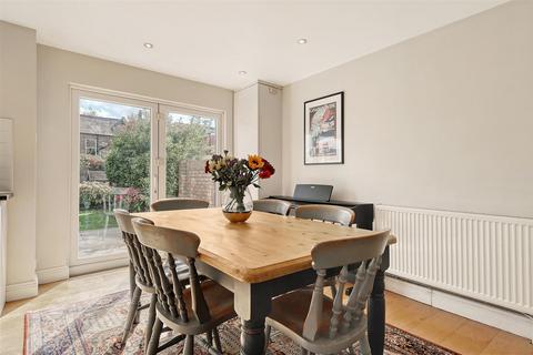 119 Murchison Road, London, E10 6LY